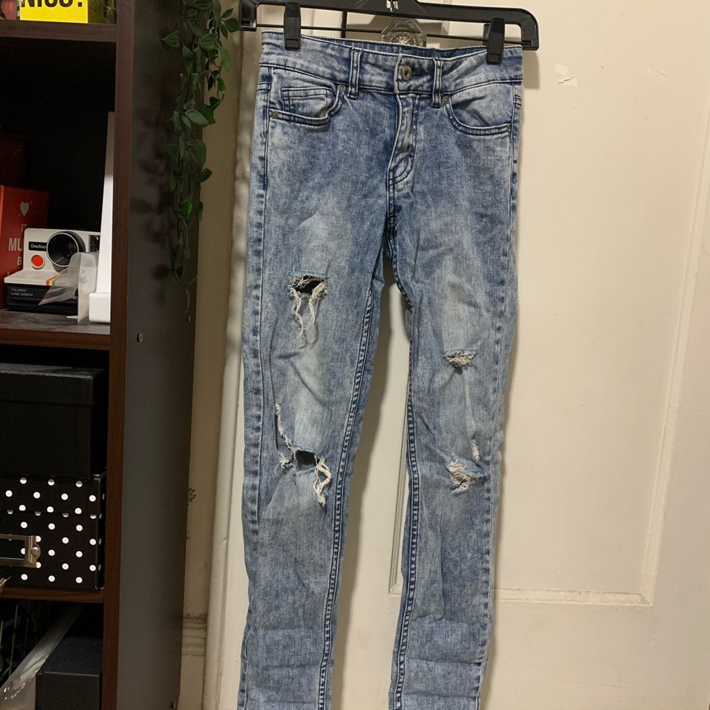 H&M distressed jeans